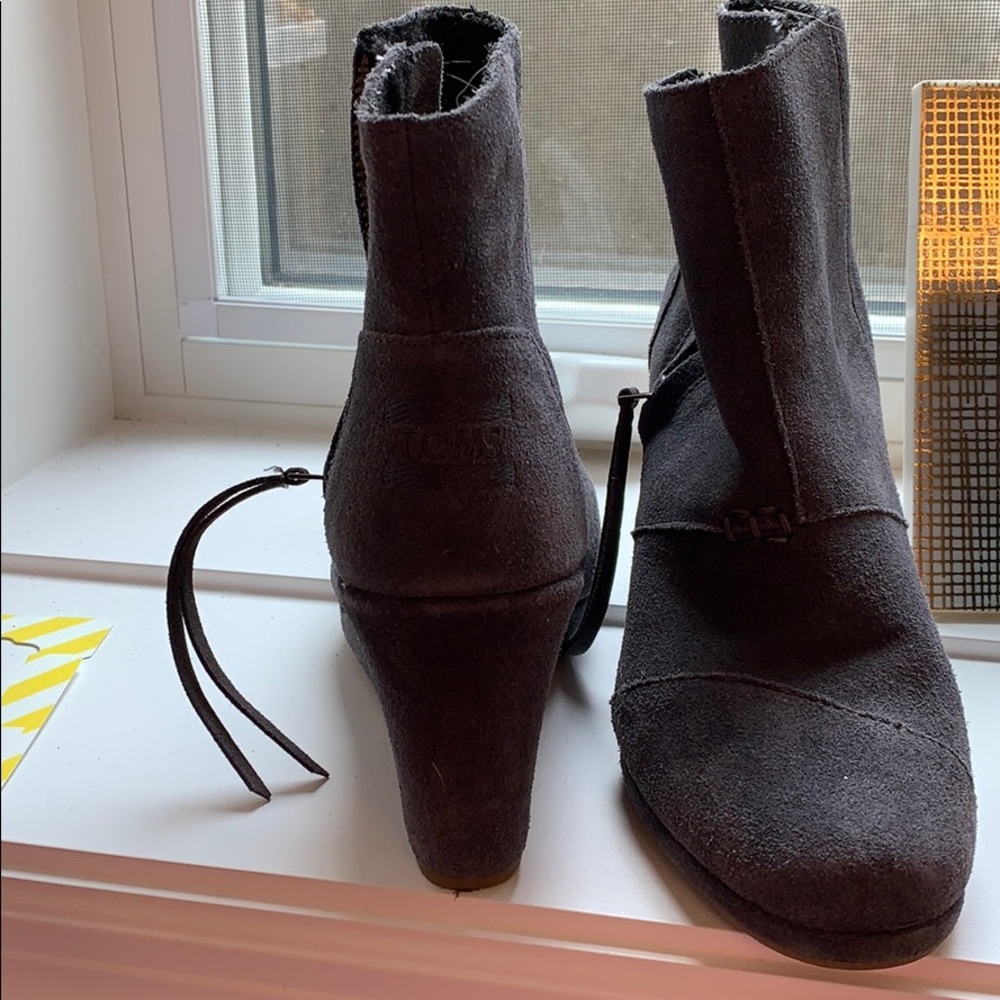 Toms wedge